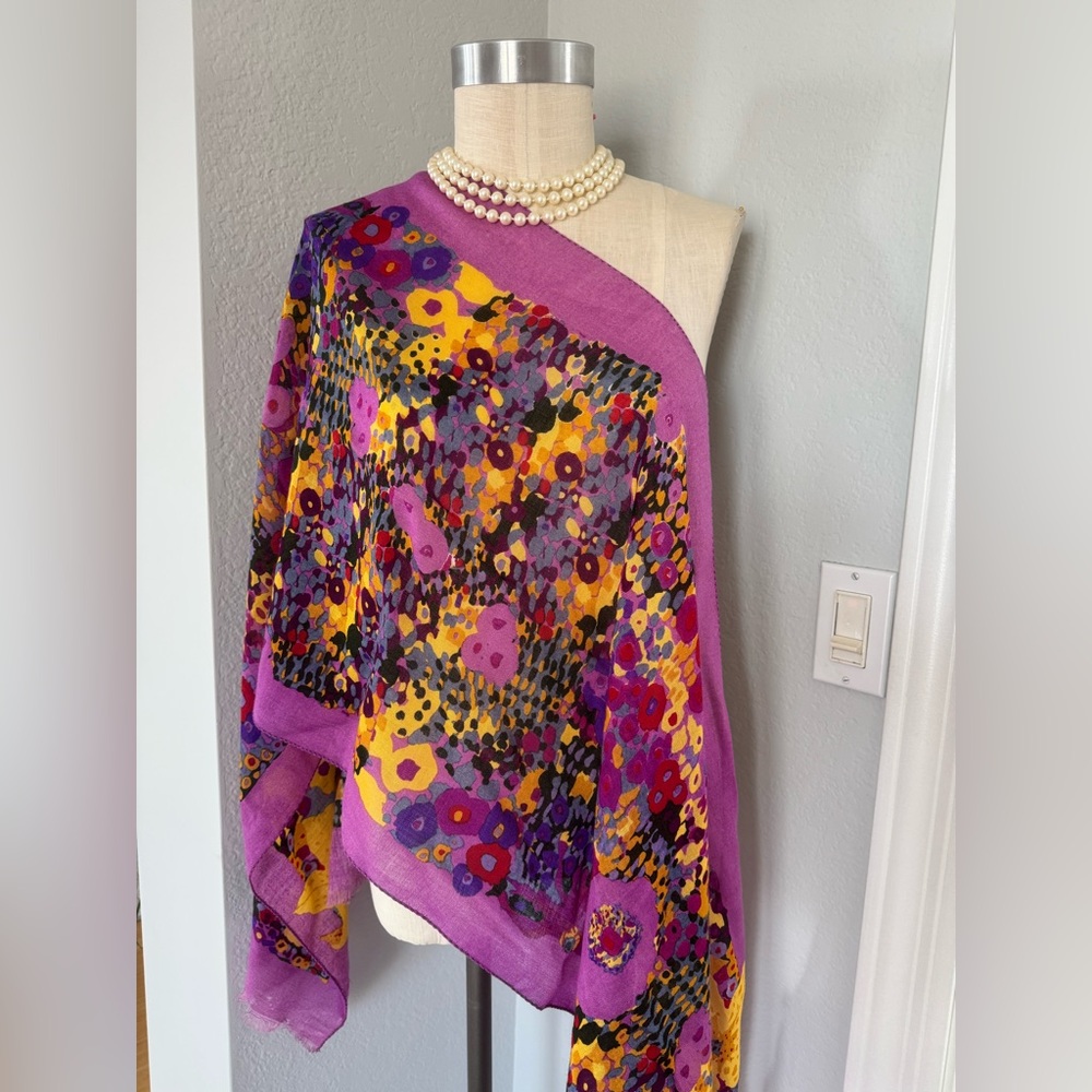 100% Wool Lightweight Floral Print Scarf 68”x21”